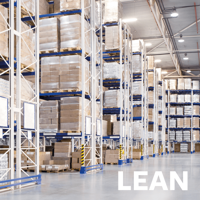 Lager mit der Aufschrift LEAN